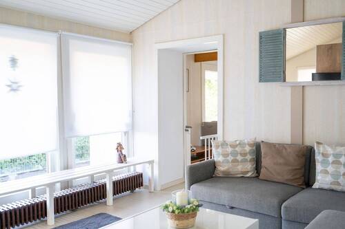 Wohnen - 4 Zimmer Mehrfamilienhaus, Wohnhaus zum Kaufen in Ronshausen