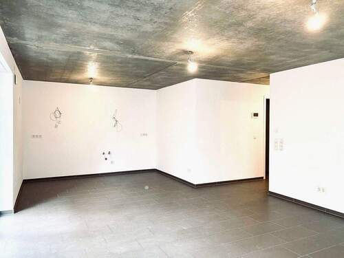 Der offene Küchenbereich - Etagenwohnung mit 67,40 m² in Bernkastel-Kues zur Miete