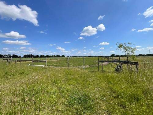 Eigentumsgrundstück - Reitfläche 2 - 