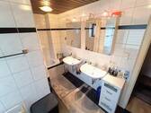 Badezimmer 1.OG Whg. 2 - 