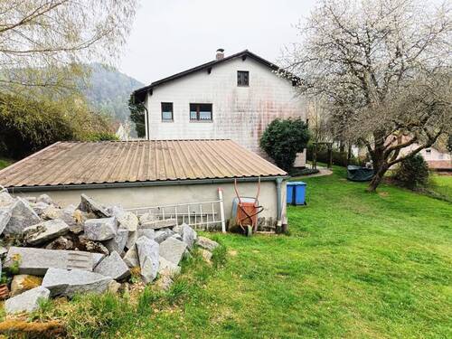 Mehrfamilienhaus - 