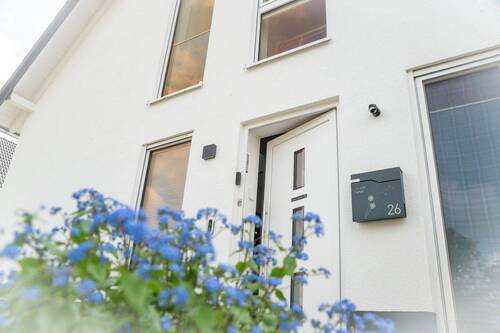 Eingang - 5 Zimmer Einfamilienhaus zum Kaufen in Neustadt-Wied