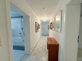 Flur UG - 