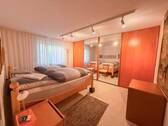 Schlafzimmer EG - 