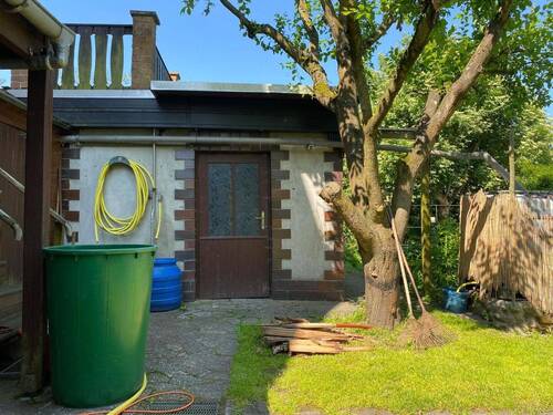 Geräteschuppen, massiv - 