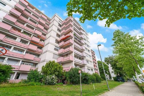Bild 2 - 3 Zimmer Etagenwohnung zum Kaufen in Germering