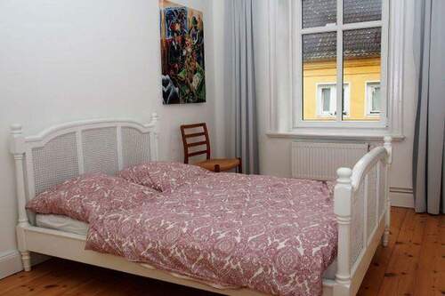 Zimmer 2 möbliert - 