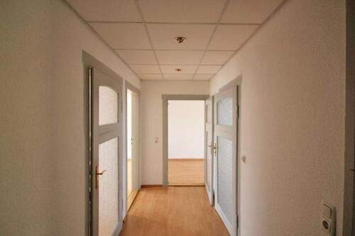Flur - 3 Zimmer Etagenwohnung zur Miete in Döbeln