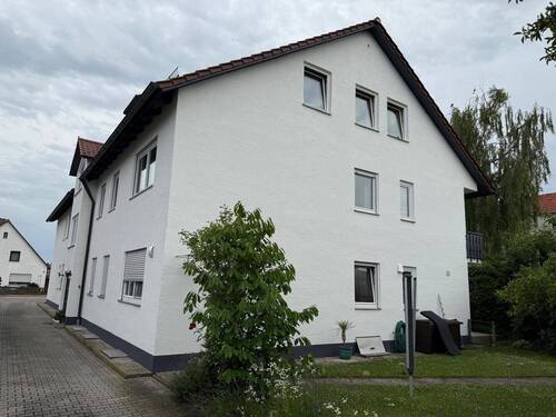 Westansicht - Immobilien Baumeister Neuburg.jpg - 3 Zimmer Etagenwohnung zum Kaufen in Geisenfeld