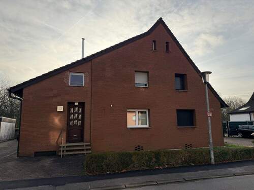 Schillstraße 13 + 15 - 3 Zimmer Etagenwohnung zur Miete in Bottrop