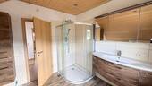 Tageslichtbad mit Dusche DG - 