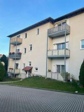 Bild 1 - Zentrumsnahe 3-Raum-Wohnung mit Balkon