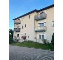 Zentrumsnahe 3-Raum-Wohnung mit Balkon - Eisenberg