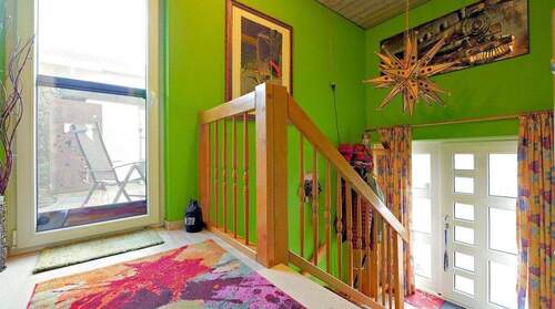 Blick ins Treppenhaus! - 5 Zimmer Doppelhaushälfte in Bad Rappenau