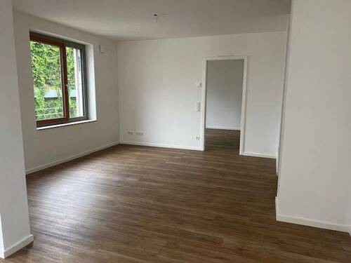 Helle Wohnung im Ausbau - ERSTBEZUG! LETZES HAUS! Schön geschnittene Wohnung im 3.OG mit 2 Bädern und Loggia