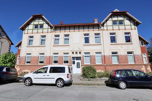 Front Mitte - 4 Zimmer Etagenwohnung in Kiel