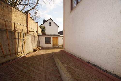 Bild4 - Mehrfamilienhaus, Wohnhaus mit 267,00 m&sup2; in Halle (Saale)-Wörmlitz zum Kaufen