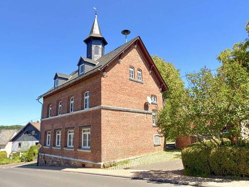Straßenansicht - 