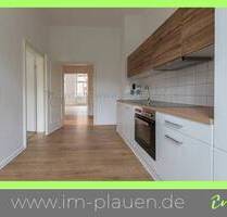 moderne Einbauküche - Bad mit Wanne - 1.Obergeschoss 3-Zimmerwohnung in Plauen zur Miete