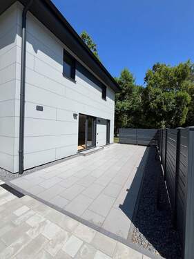 geräumige Terrasse in West-Ausrichtung - 