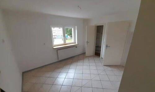 Screenshot 2025-10-23 142702.jpg - 