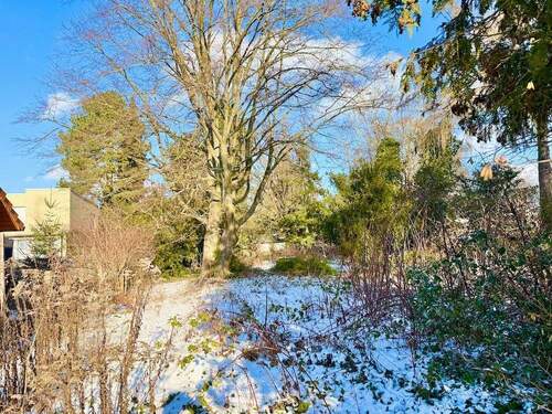 Das Grundstück - Schönes Grundstück in bester Lage von Zirndorf - viel Platz für was Neues