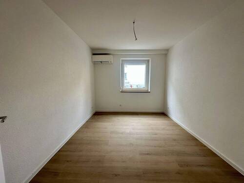 Schlafzimmer - 2 Zimmer Etagenwohnung zur Miete in Heilbronn