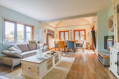 Wohnzimmer Ansicht I - 