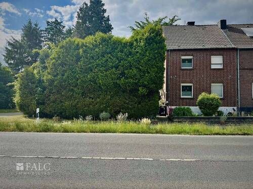 Frontblick - 7 Zimmer Doppelhaushälfte zum Kaufen in Heinsberg