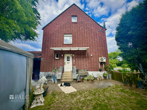 Seitenansicht Gebäude - 7 Zimmer Doppelhaushälfte in Heinsberg
