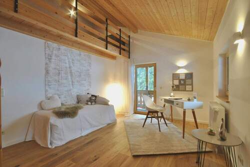 Schlafzimmer 2 / Büro - 