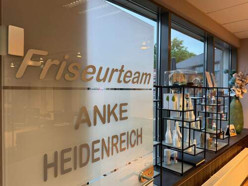 Schaufenster - Gewerbeobjekt (Büro, Produktion, Verkauf) in Rodenberg