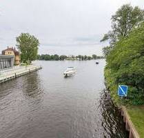 Wasserliebhaber aufgepasst - diese Neubauwohnung mit Wasserblick erwartet Sie + EBK und Balkon - Berlin Grünau