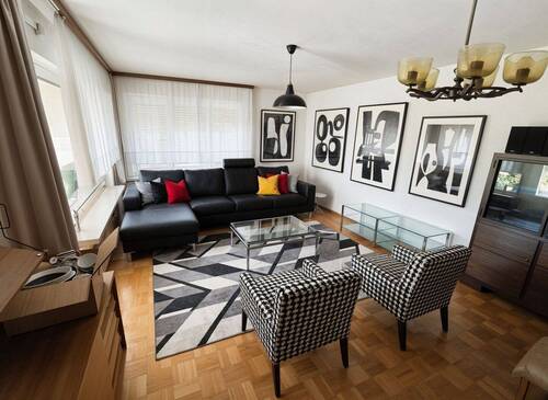 EG Wohnzimmer - Einrichtungsbeispiel (KI generiert) - 