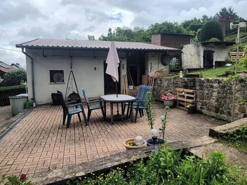 Garten mit Schuppen - 6 Zimmer Einfamilienhaus in Ramsen