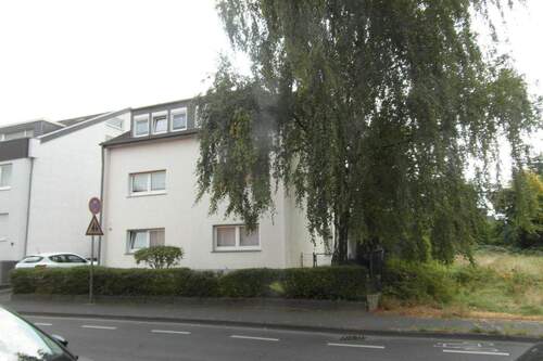 Dreiparteienhaus.JPG - 