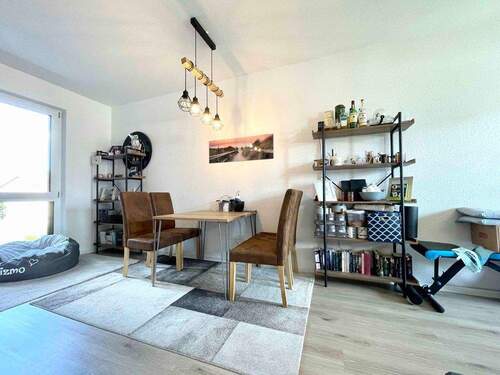 Wohn-/Esszimmer II - 3 Zimmer Etagenwohnung zur Miete in Heppenheim