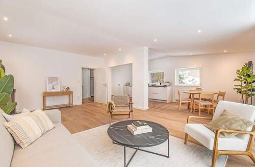 Wohn-Essbereich - Herrschaftliches Anwesen auf Parkgrundstück nahe Klövensteen