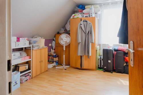 Schlafzimmer Altbau OG - 