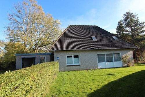 Bild 1 - Handwerkerhaus mit Garage auf schönem Grundstück