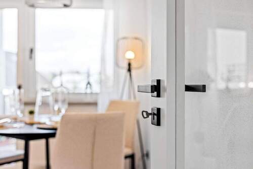 Wohnzimmer - 3 Zimmer Etagenwohnung zum Kaufen in Schwandorf