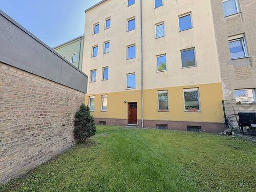 Garten zur gemeinschaftlichen Nutzung - 