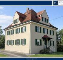 Hier werden Wohnträume wahr - Exklusives generalsaniertes Herrenhaus auf herrschaftlichem Anwesen - Nördlingen