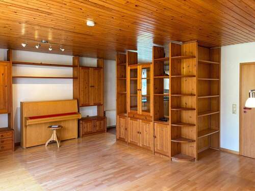 Wohnzimmer / Esszimmer EG rechts - 