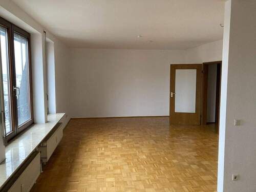 Blick in den großen Essbereich - 