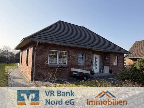 Eingangsbereich - Moderner Bungalow mit Ausbaureserve und Teilkeller