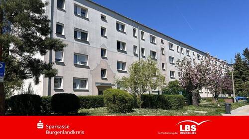 Straßenansicht - Guter Start ins Wohneigentum! - 48.000,00&nbsp;EUR Kaufpreis, ca.&nbsp; 56,00&nbsp;m&sup2;&nbsp;Wohnfl&auml;che