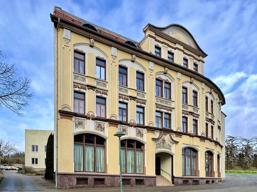 Hausansicht - MEHRFAMILIENHAUS UND GEWERBEEINHEITEN IN OSCHERSLEBEN (BODE)