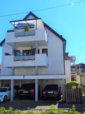 Hausfront (2) - PROVISIONSFREI Grosszügige exklusive Wohnung, mit 2 Garagen in Zentrumsnähe Fellbach Rathaus