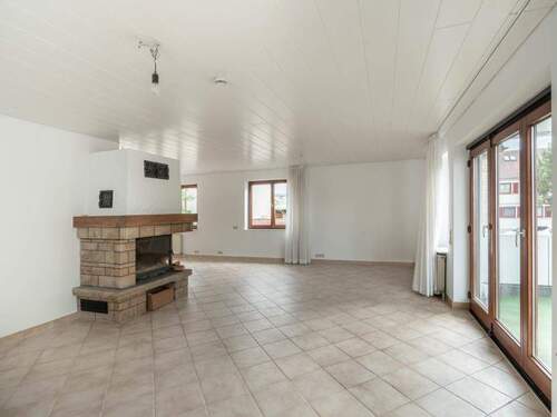 Goldberg_Wonzimmer-4 - 5 Zimmer Etagenwohnung in Fellbach